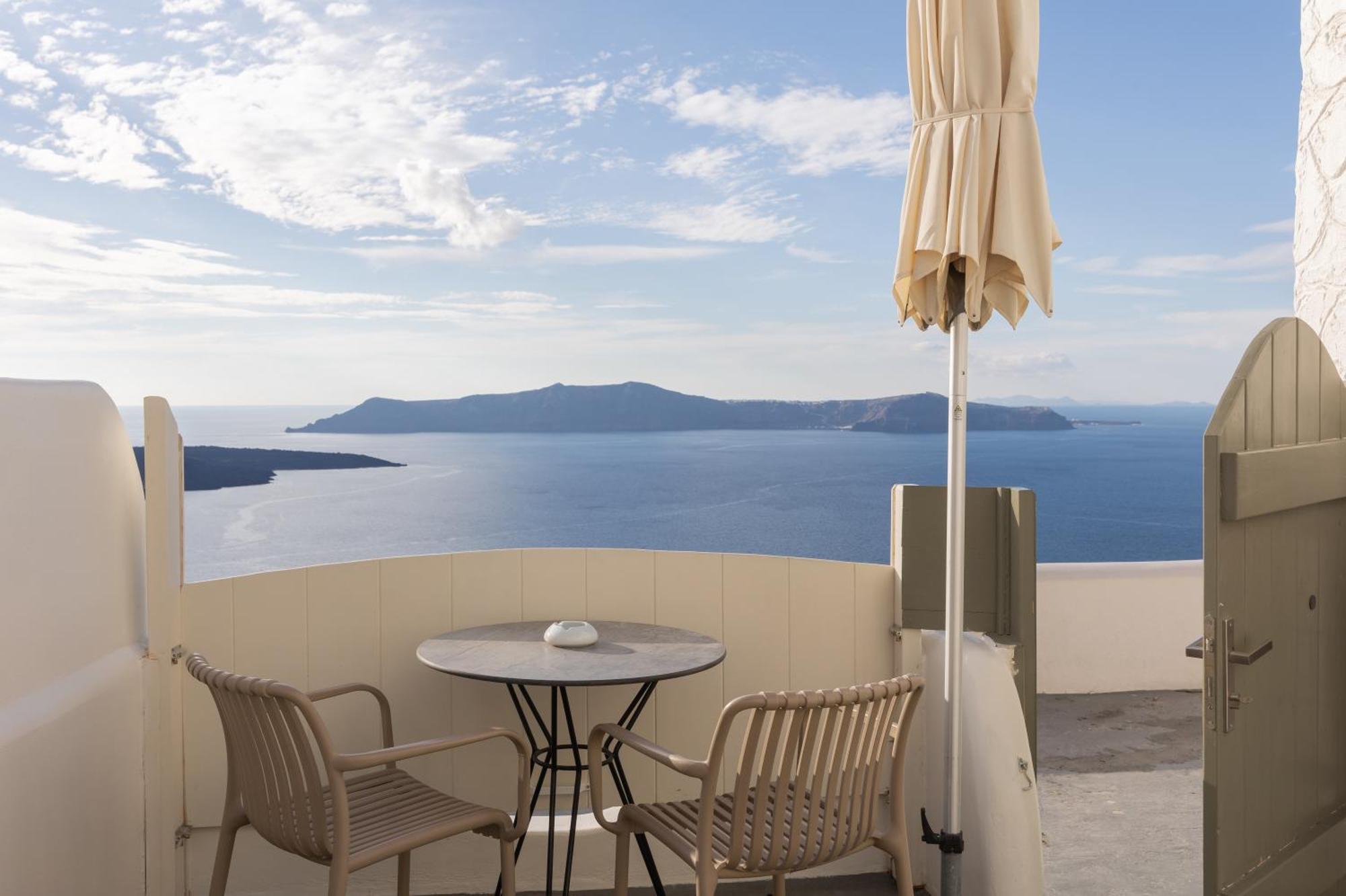 Aperto Suites - Adults Only Fira  Exterior photo